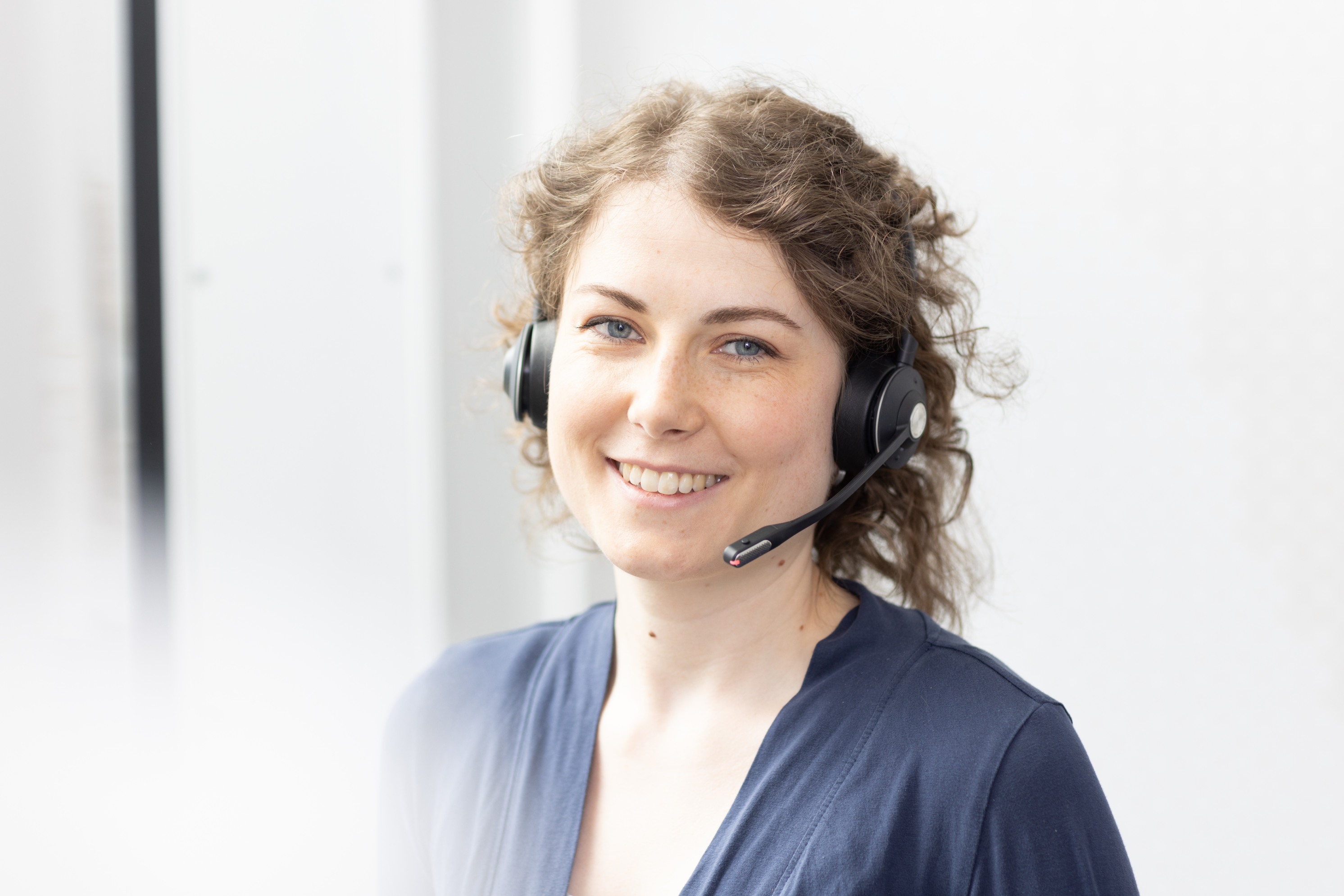 Telefonistin mit Headset